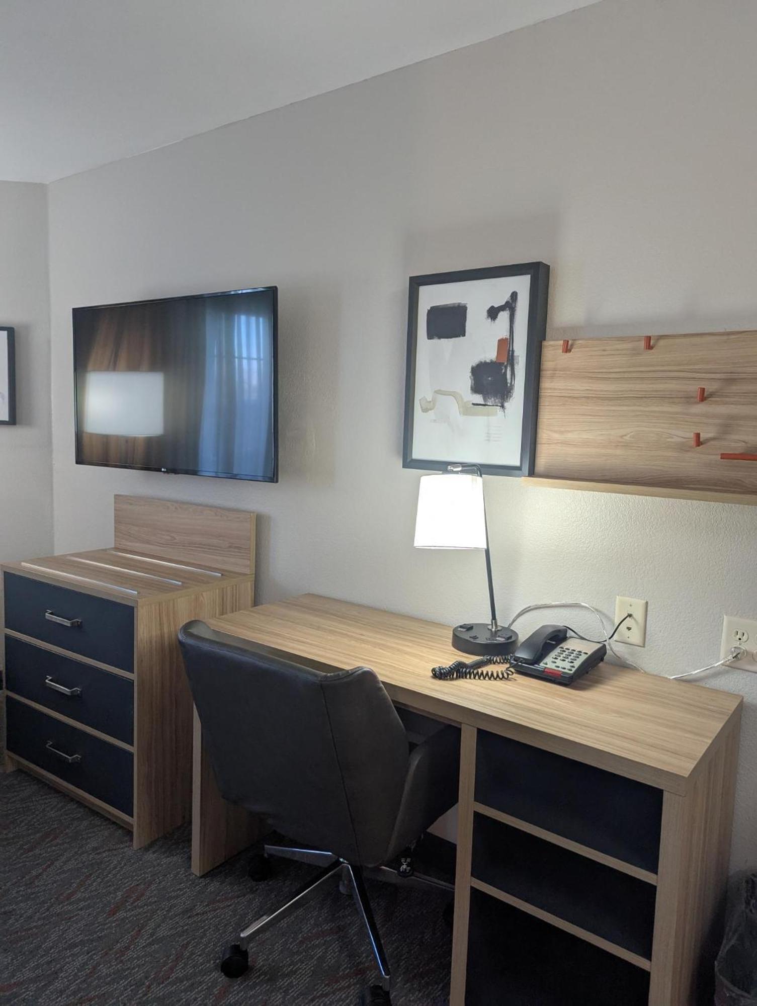 Candlewood By Ihg Hotel Loveland
