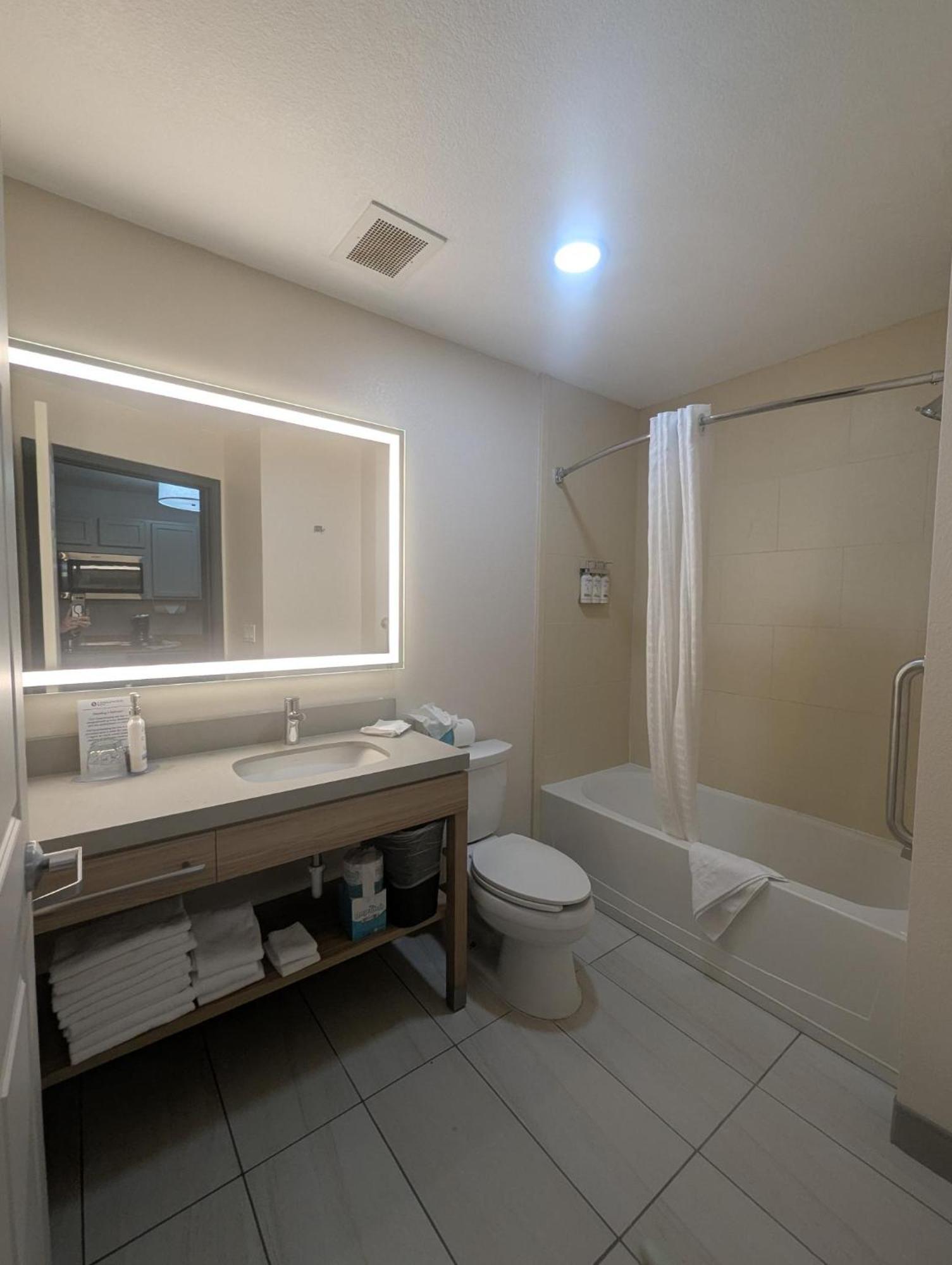 Candlewood By Ihg 2*